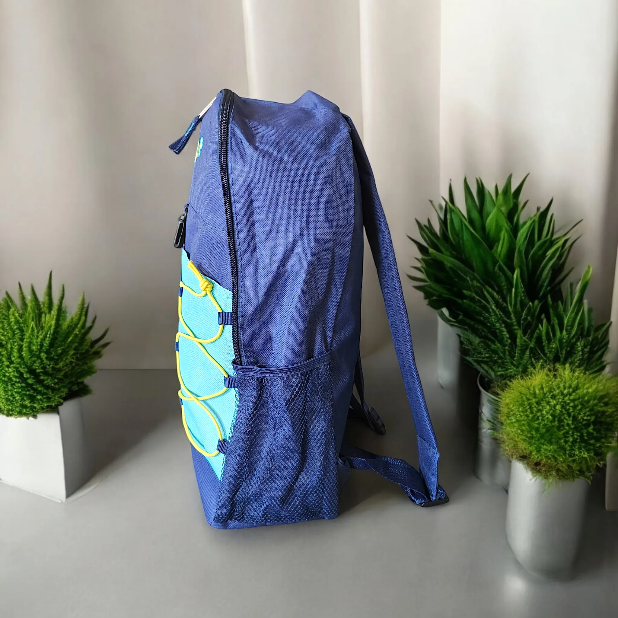 17" Bungee Strap Backpack