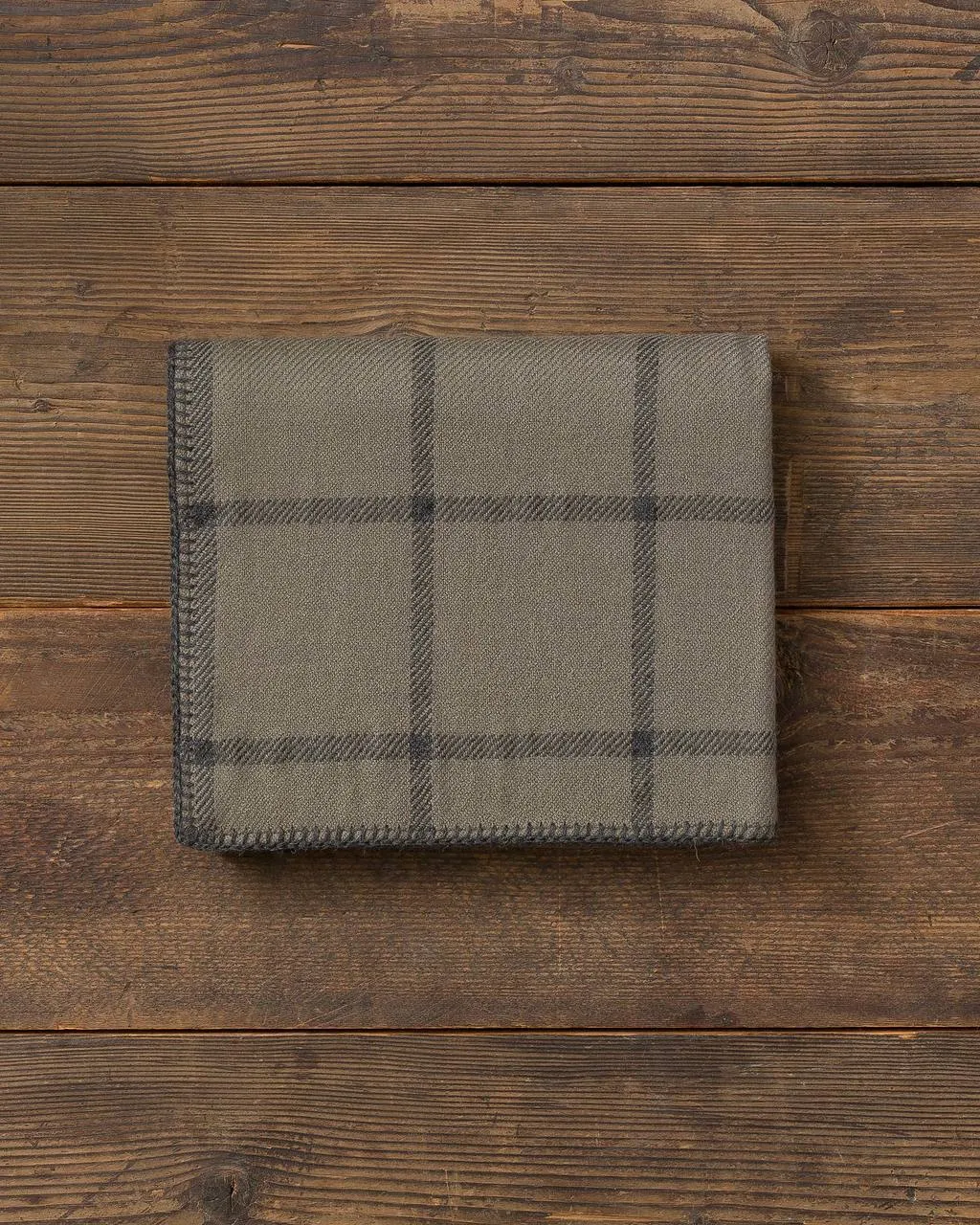 Alicia Adams Alpaca Graydon Throw in Moss and Charcoal