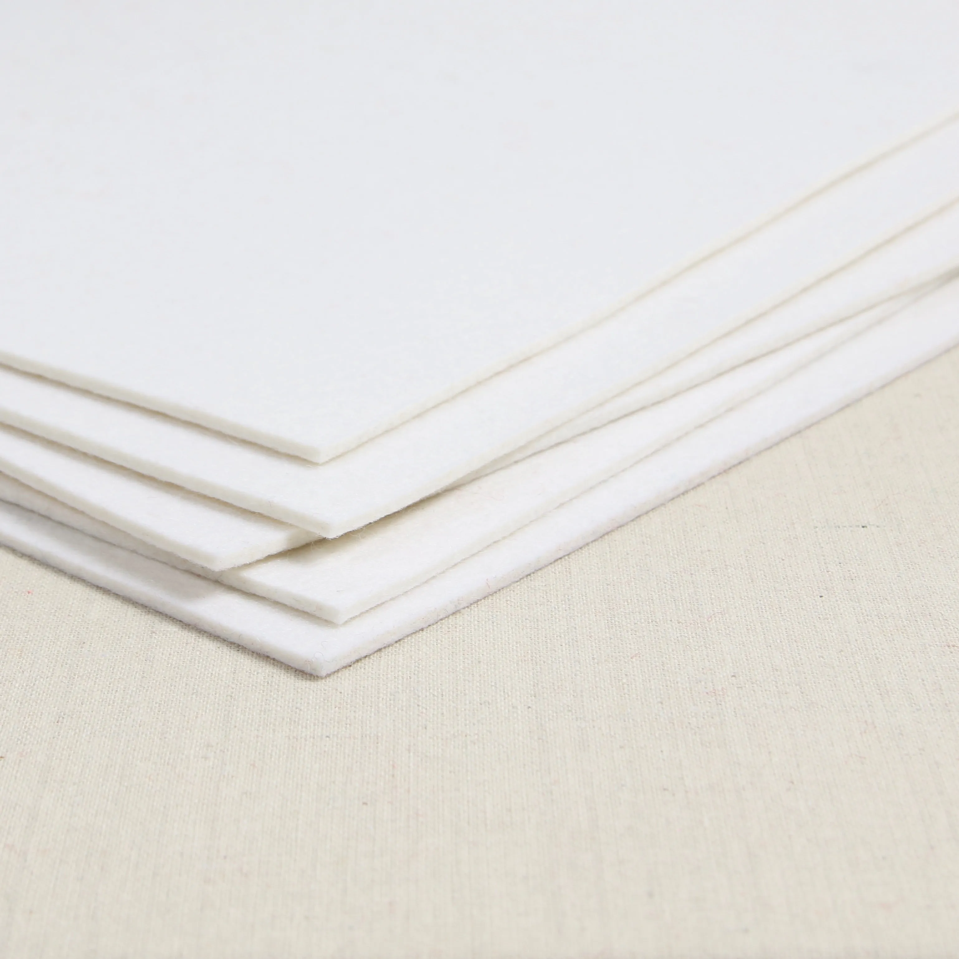 Bellwether White, Thick felt