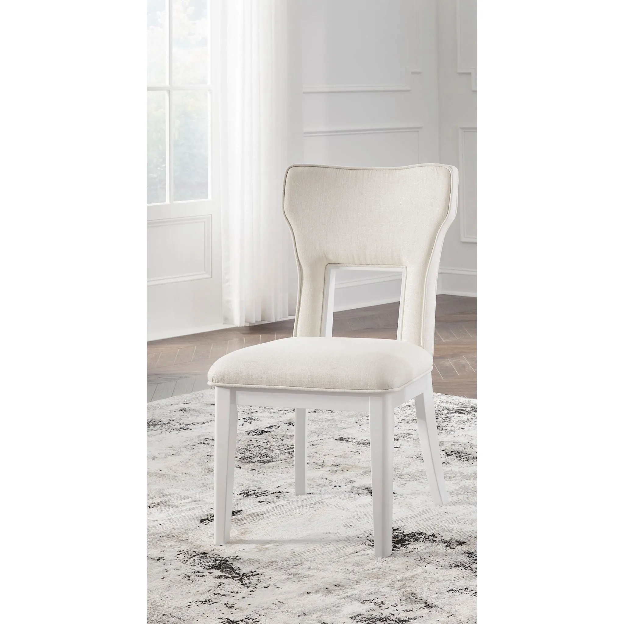 Chalanna Dining Chair - White - (D822-01)