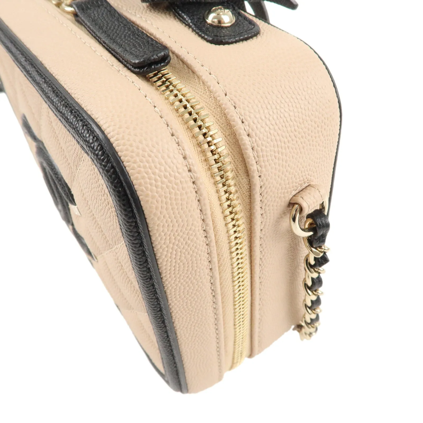CHANEL CC Filigree Caviar Skin Vanity Case 2Way Bag Beige A93342