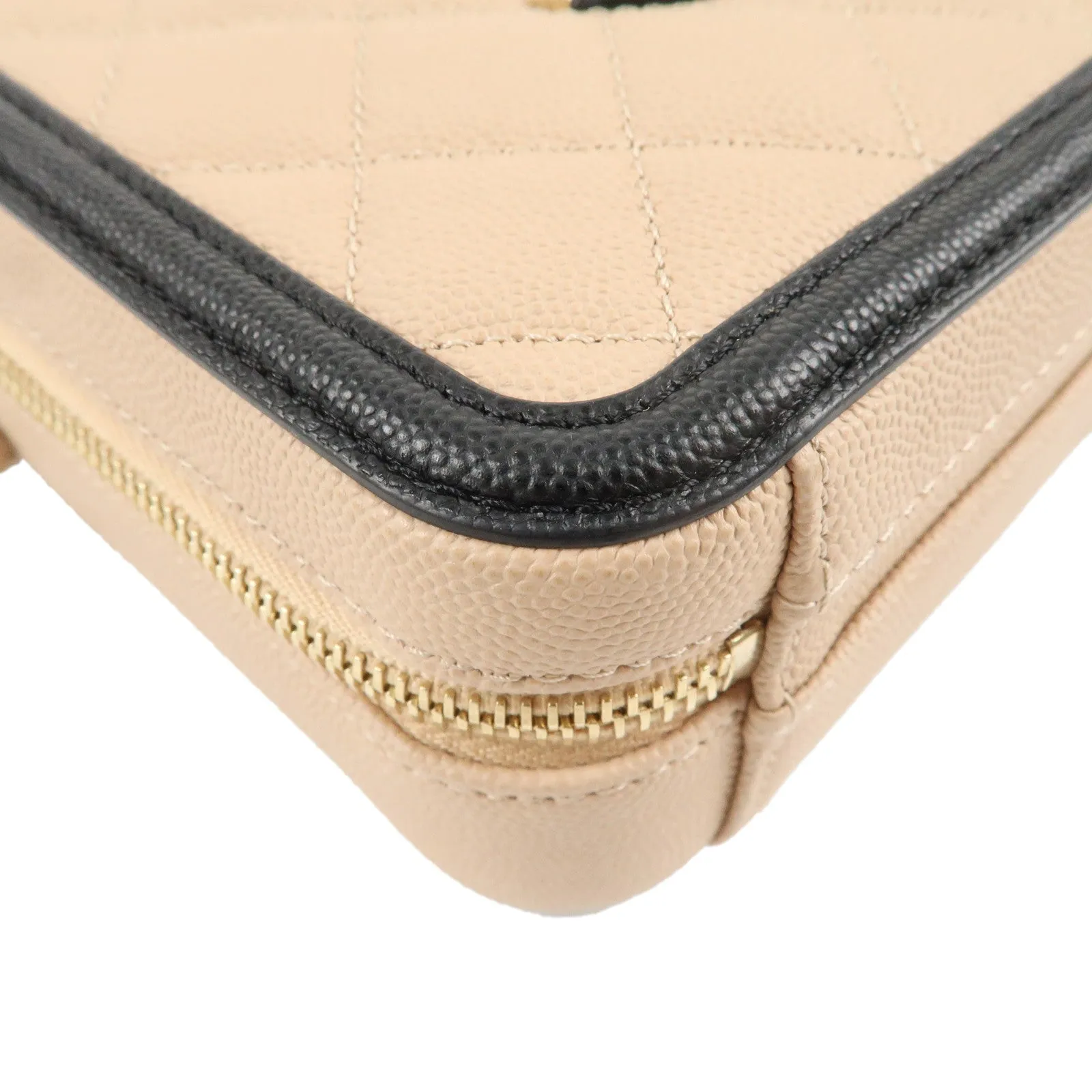CHANEL CC Filigree Caviar Skin Vanity Case 2Way Bag Beige A93342