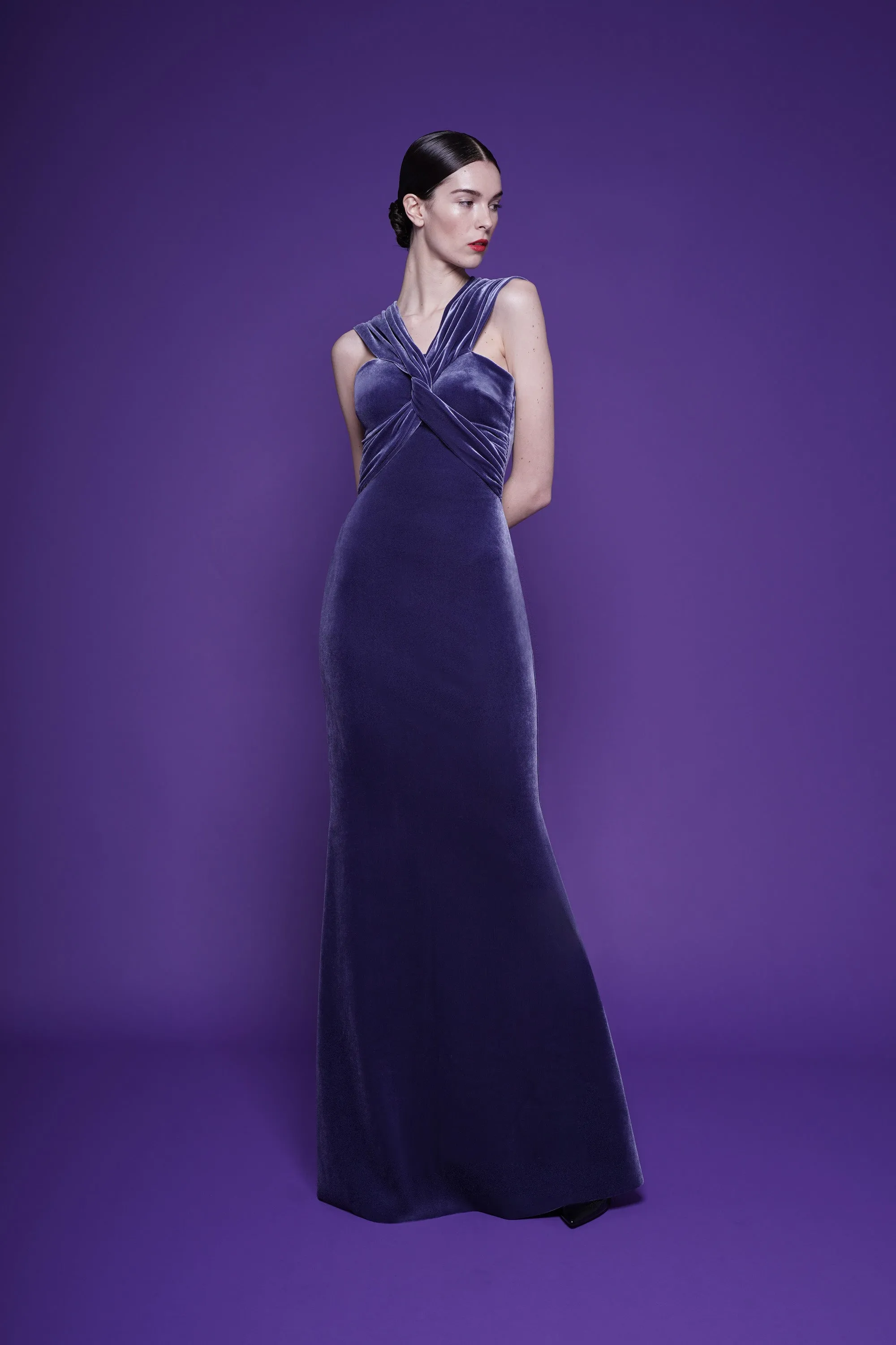 DATAI VELVET GOWN