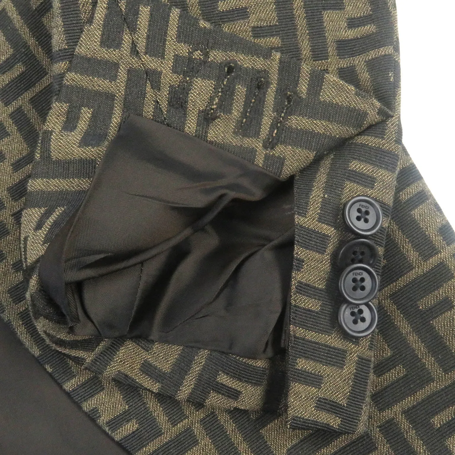 FENDI suit FJ0498/FB0767 polyester Brown 44