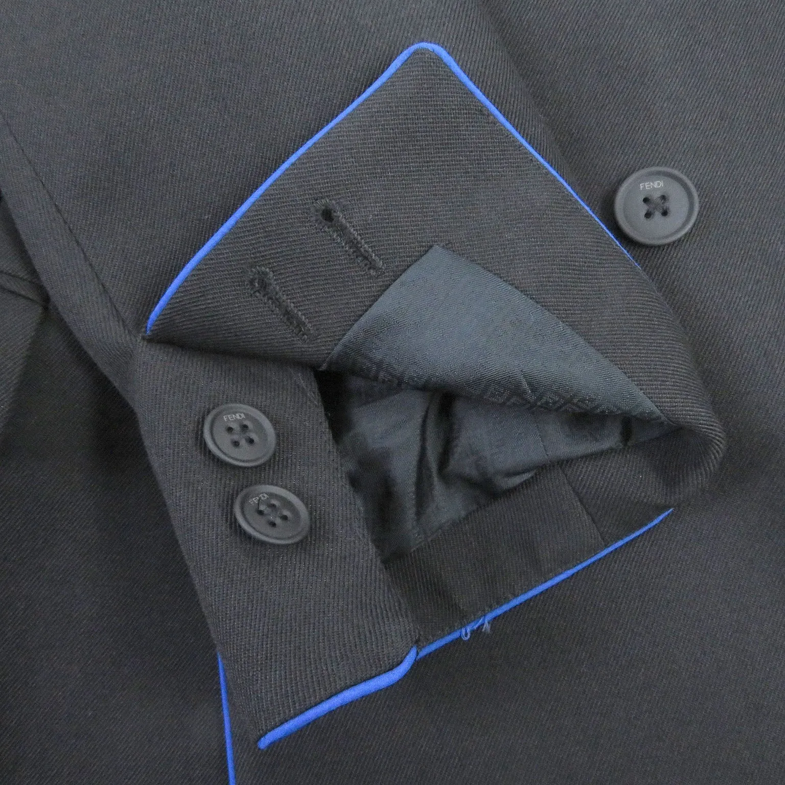 FENDI tailored jacket FJ0641 Outer: 97% wool, Outer: 3% polyester, Lining: 100% cupra black Double-breasted Gabardine Blazer mens 48 Used