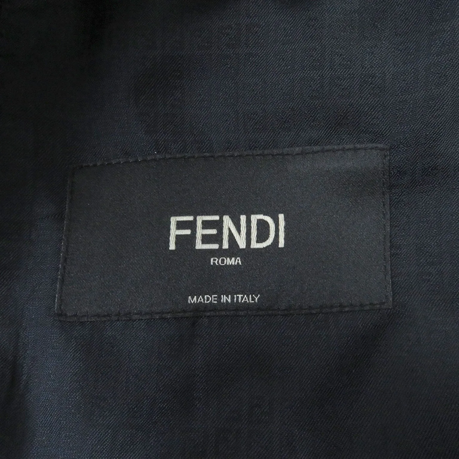 FENDI tailored jacket FJ0641 Outer: 97% wool, Outer: 3% polyester, Lining: 100% cupra black Double-breasted Gabardine Blazer mens 48 Used