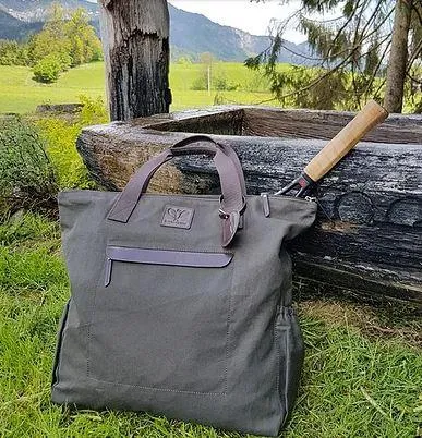 Hilderbrand Tote Bag
