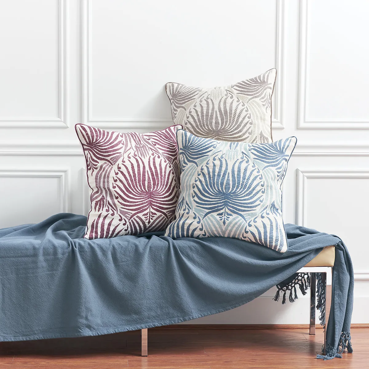 Nova Pillow
