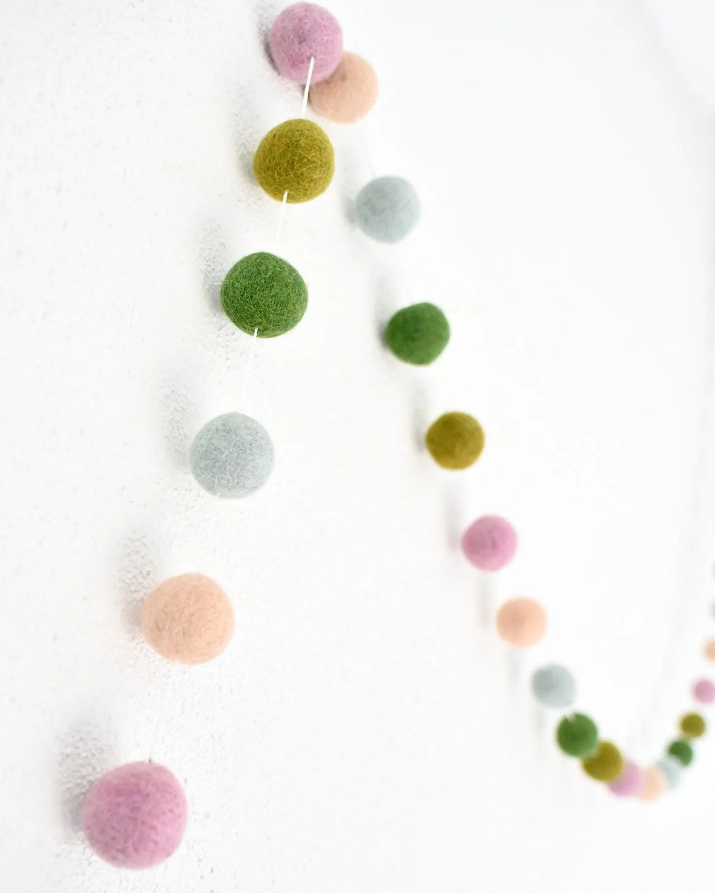 Pompom Felt Ball Garland - Spring