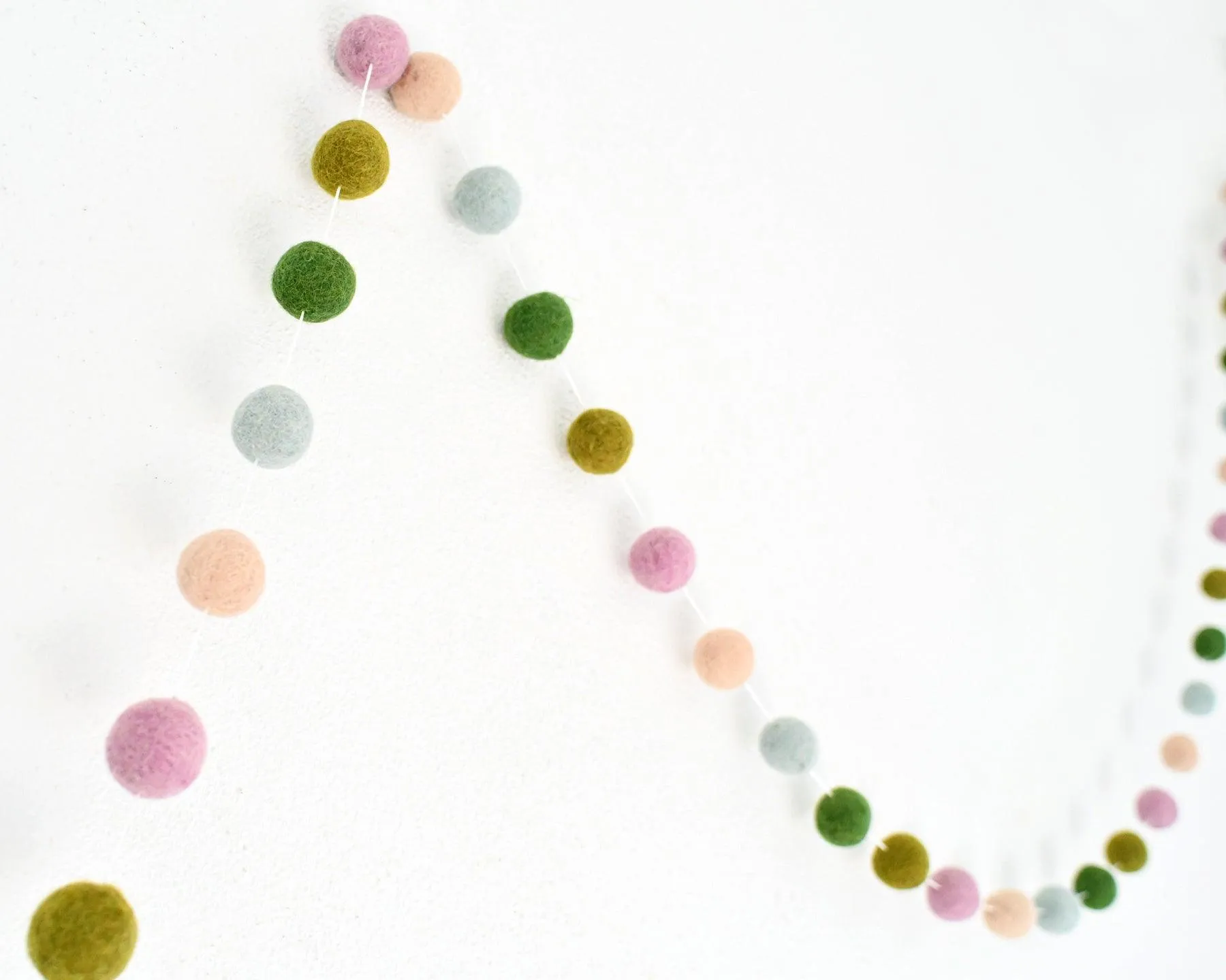 Pompom Felt Ball Garland - Spring