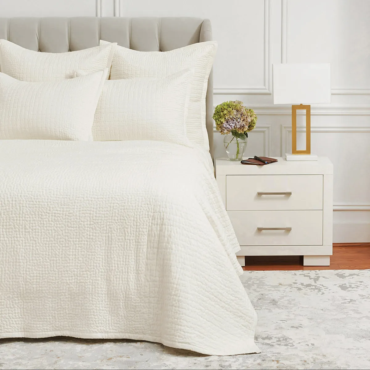 Willa Ivory Swatch